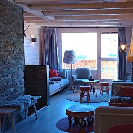 Somptueux De 130 M², Exposé Plein Sud, Vue Sur Les Montagnes. *