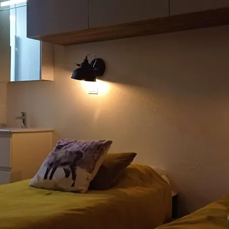Chalet Somptueux De 130 M², Expose Plein Sud, Vue Sur Les Montagnes. Val Thorens